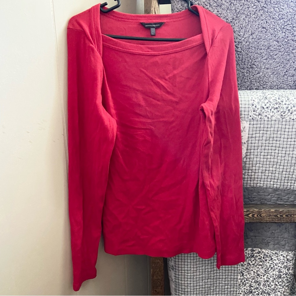 Women’s Banana Republic Red Business Casual Blouse Size L